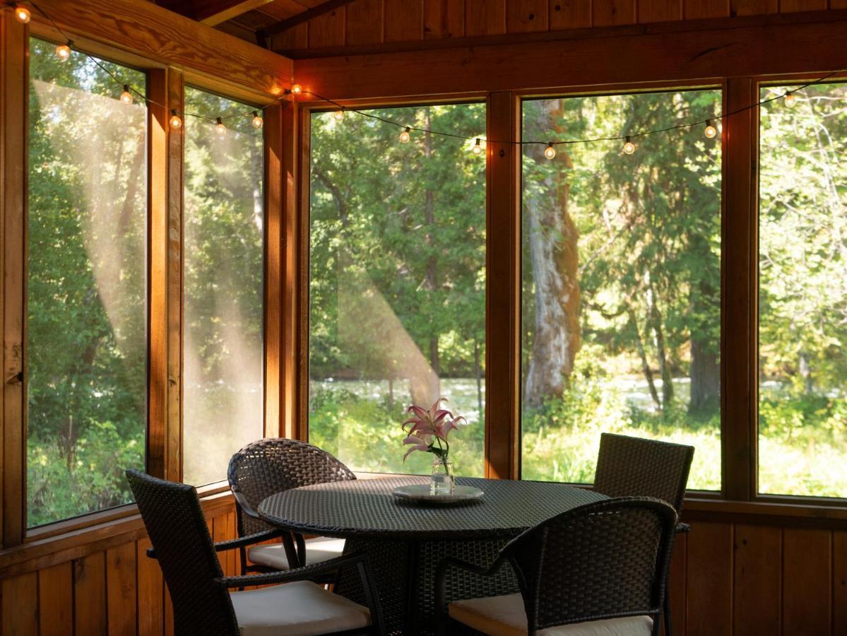 On The River Wooded Bliss Cabin Near Loloma McKenzie Bridge ภายนอก รูปภาพ